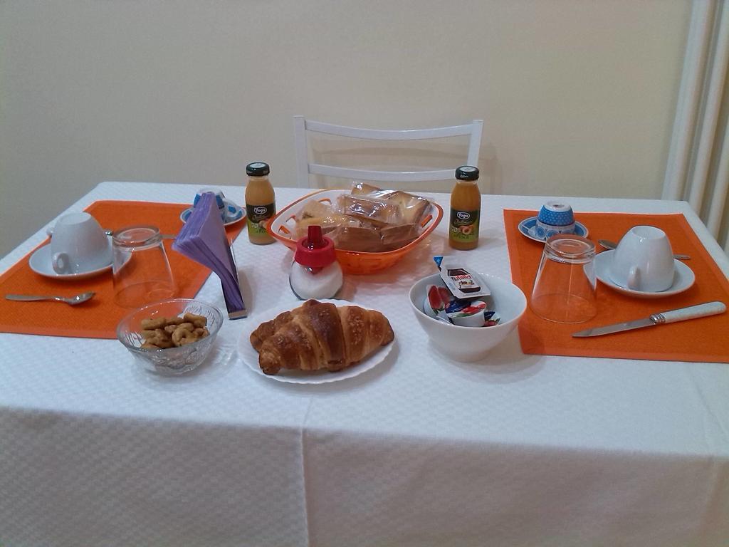 Le Due Nicchie Bed & Breakfast Matera Bagian luar foto