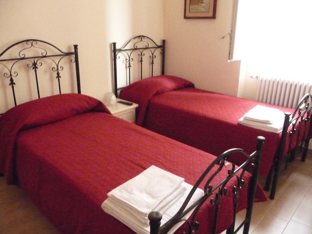 Le Due Nicchie Bed & Breakfast Matera Ruang foto