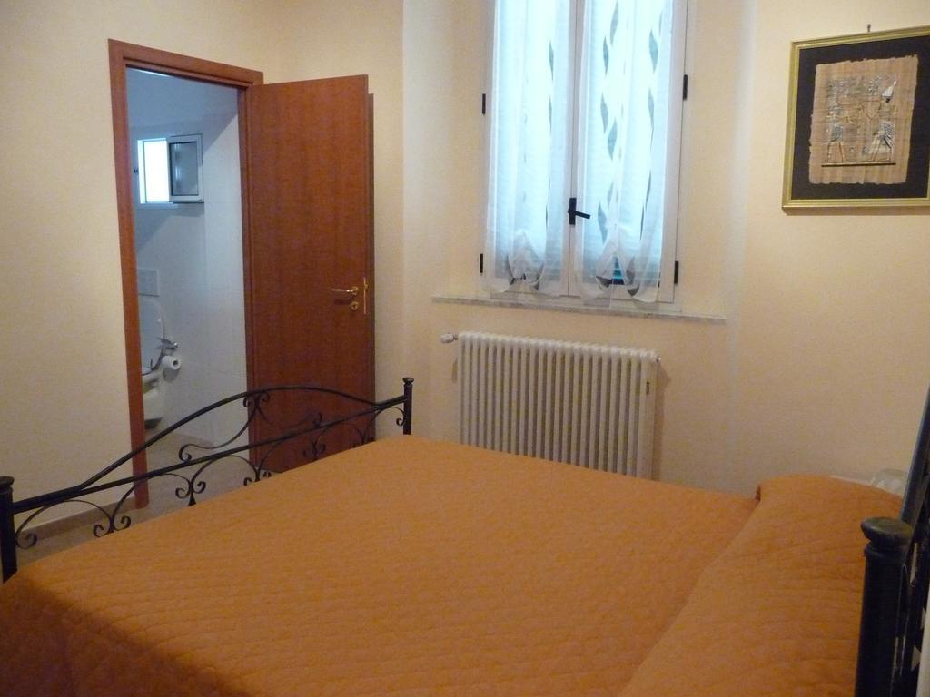 Le Due Nicchie Bed & Breakfast Matera Ruang foto