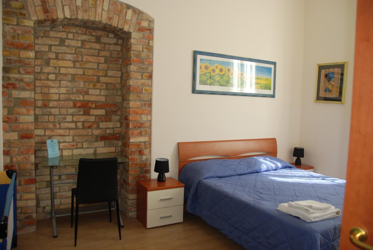 Le Due Nicchie Bed & Breakfast Matera Bagian luar foto